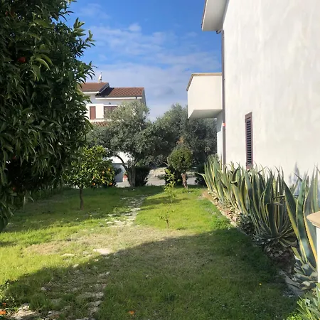 F24 Stignano Favaco Appartamento *